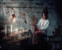  Industrial Factory Loft with Distressed Walls 