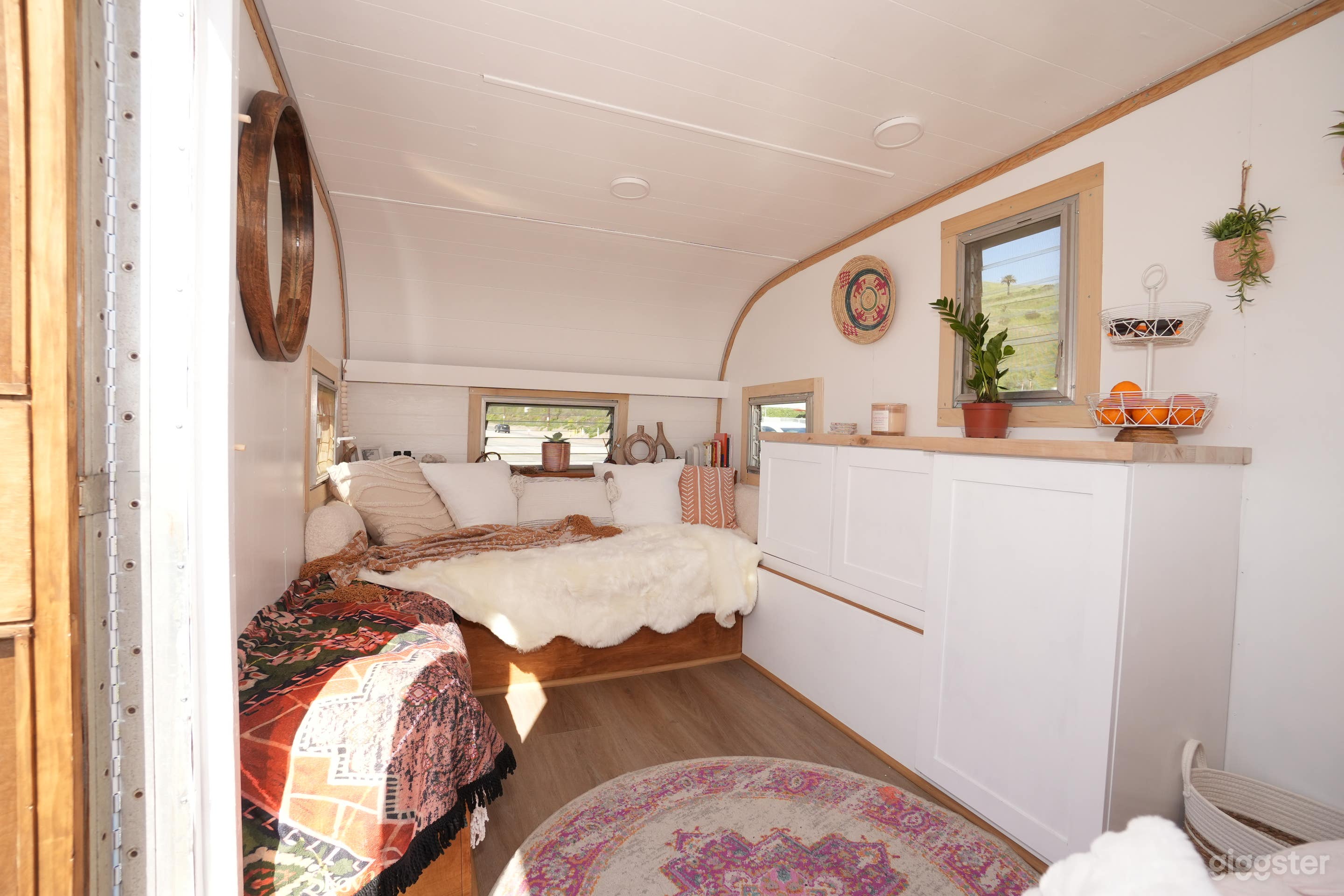 West Valley Bright Boho Cozy Camper Photo 3