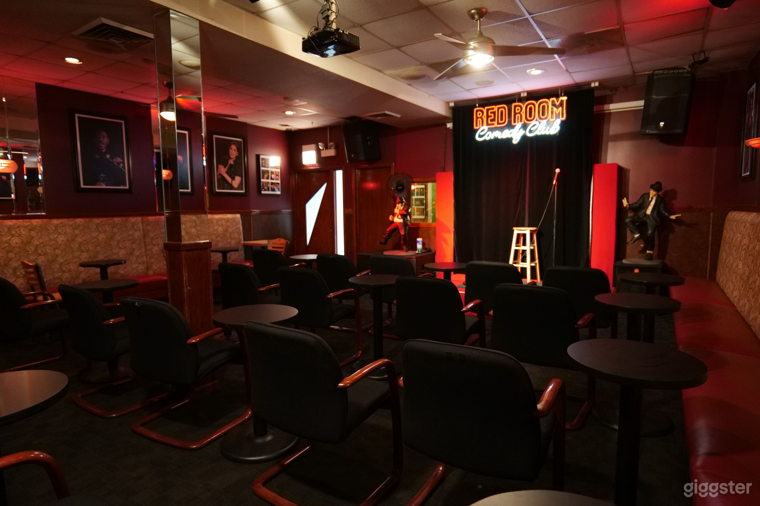 RED ROOM Comedy Club Photo 1