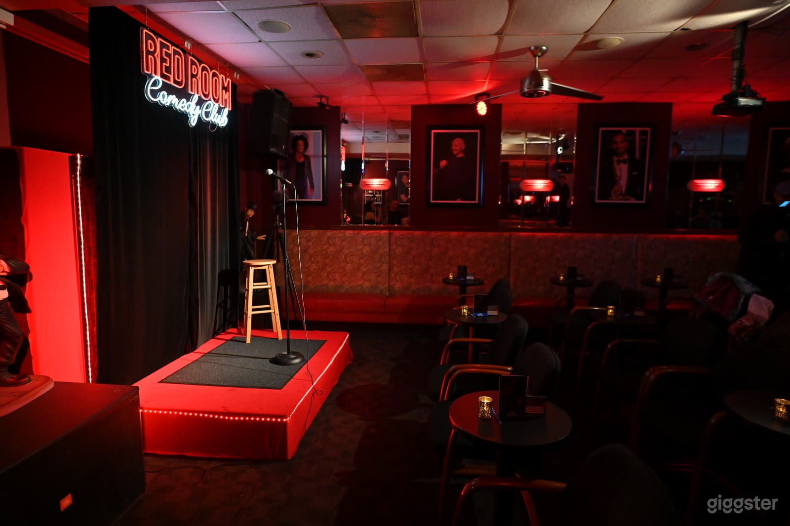 RED ROOM Comedy Club Photo 2
