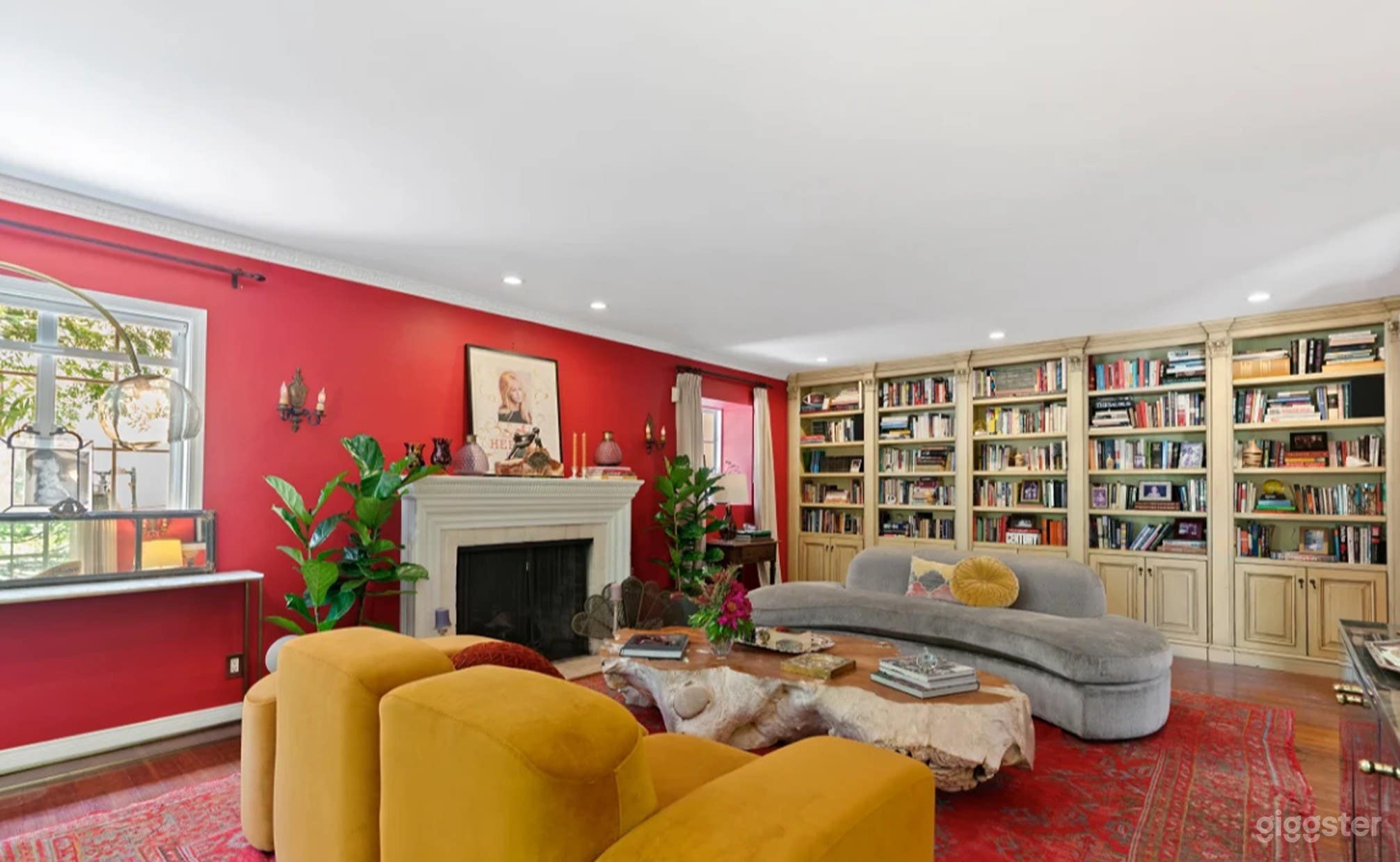 Versatile 4 Bedroom Home - West Hollywood (Full Buy Out) Photo 4