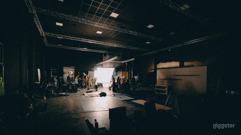  Large Soundstage Studio 