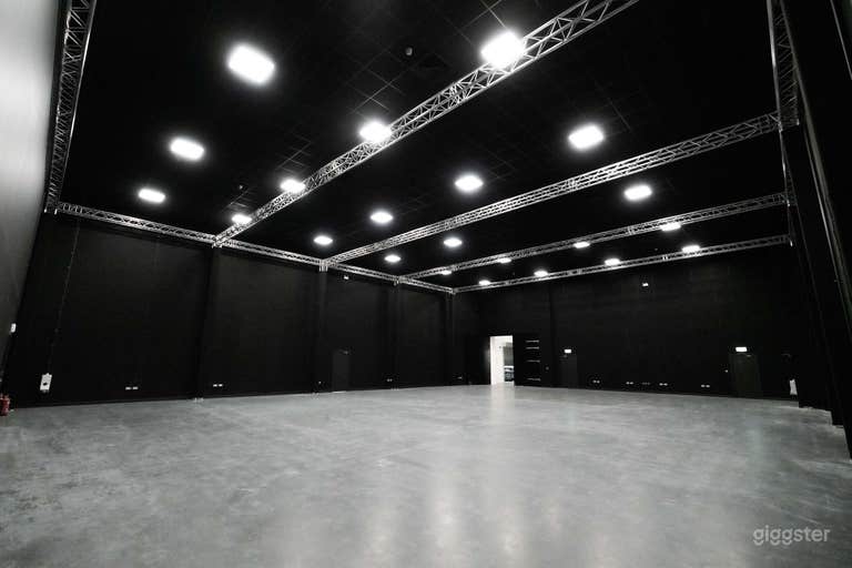  Large Soundstage Studio 