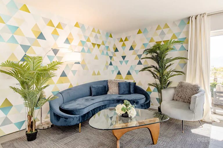  Palm Springs Hipster 