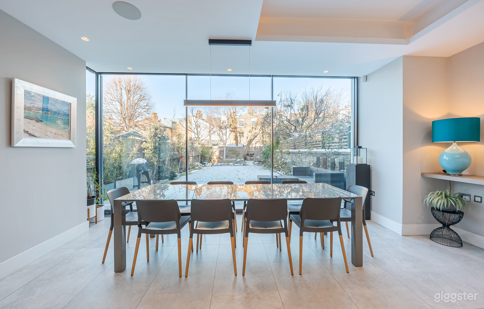 Modern, Architect-designed Family Home Photo 3