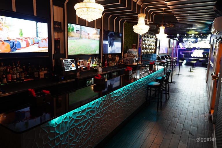  Night Club / Lounge Space All Inclusive Lighting & Sound Sytem 