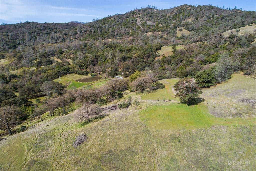 Epic Mountain Retreat Photo 4