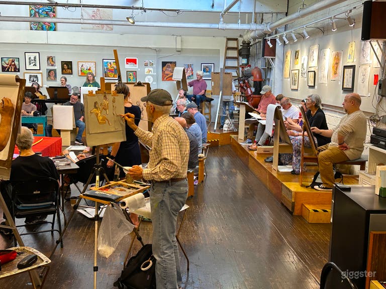  Large Artistic Loft-Style Studio Inner SE Portland + Parking 