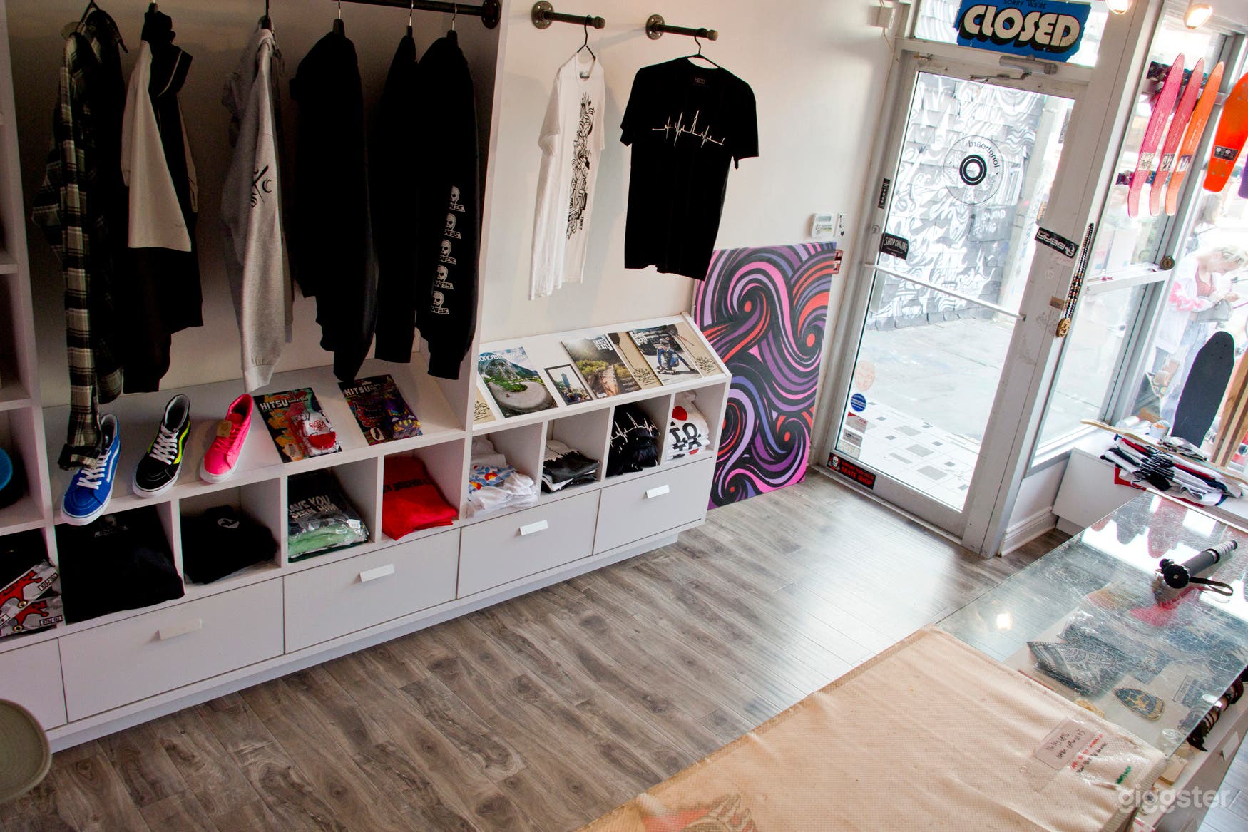 Kensington Market Store for apparel, skateboards, art &amp; more Photo 1