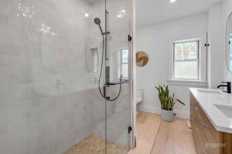  Modern 3-Bedroom Home with Natural Light | High Ceilings 