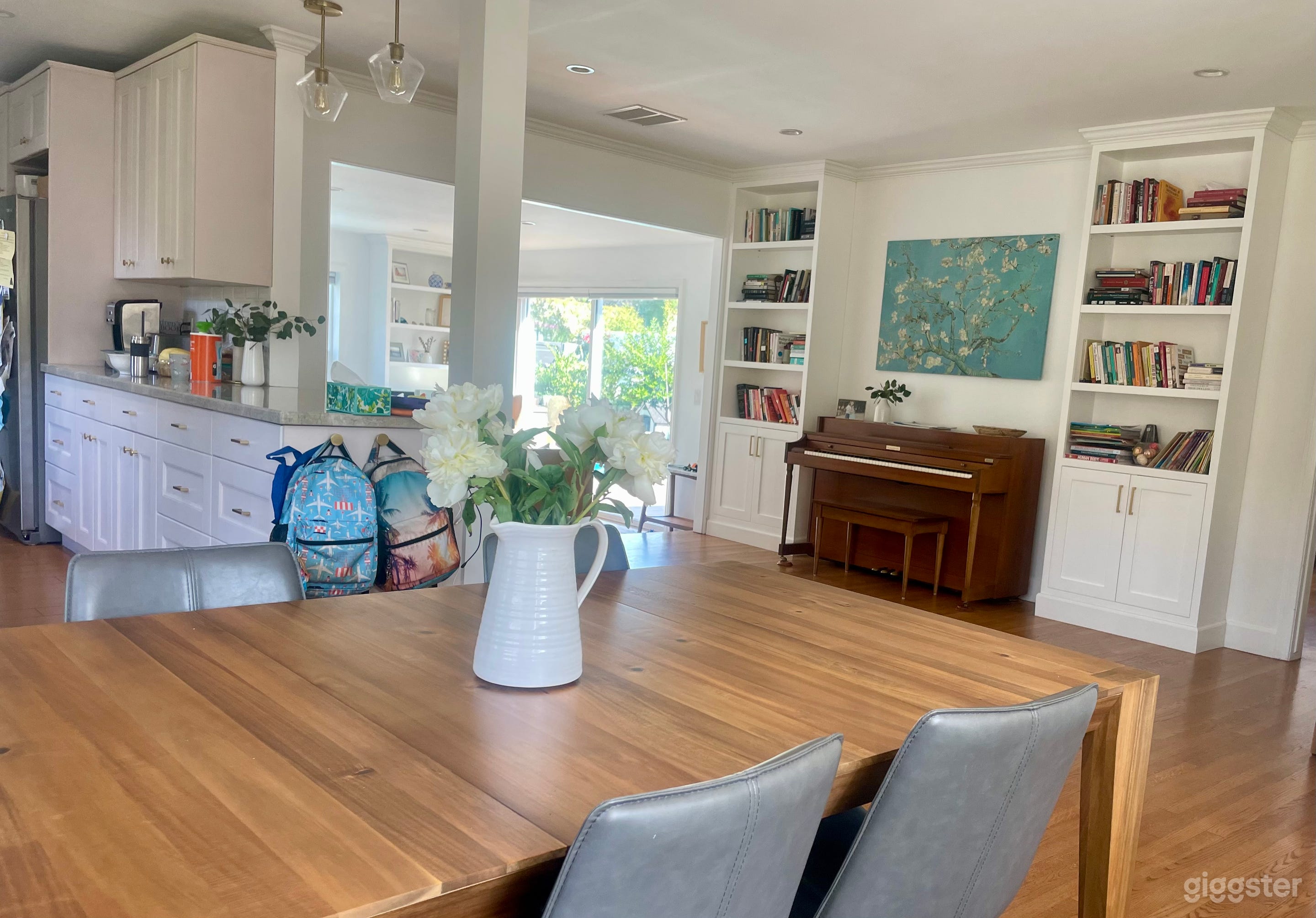 Charming Quiet Culver Home w/Pool | Ideal Film Location Photo 4