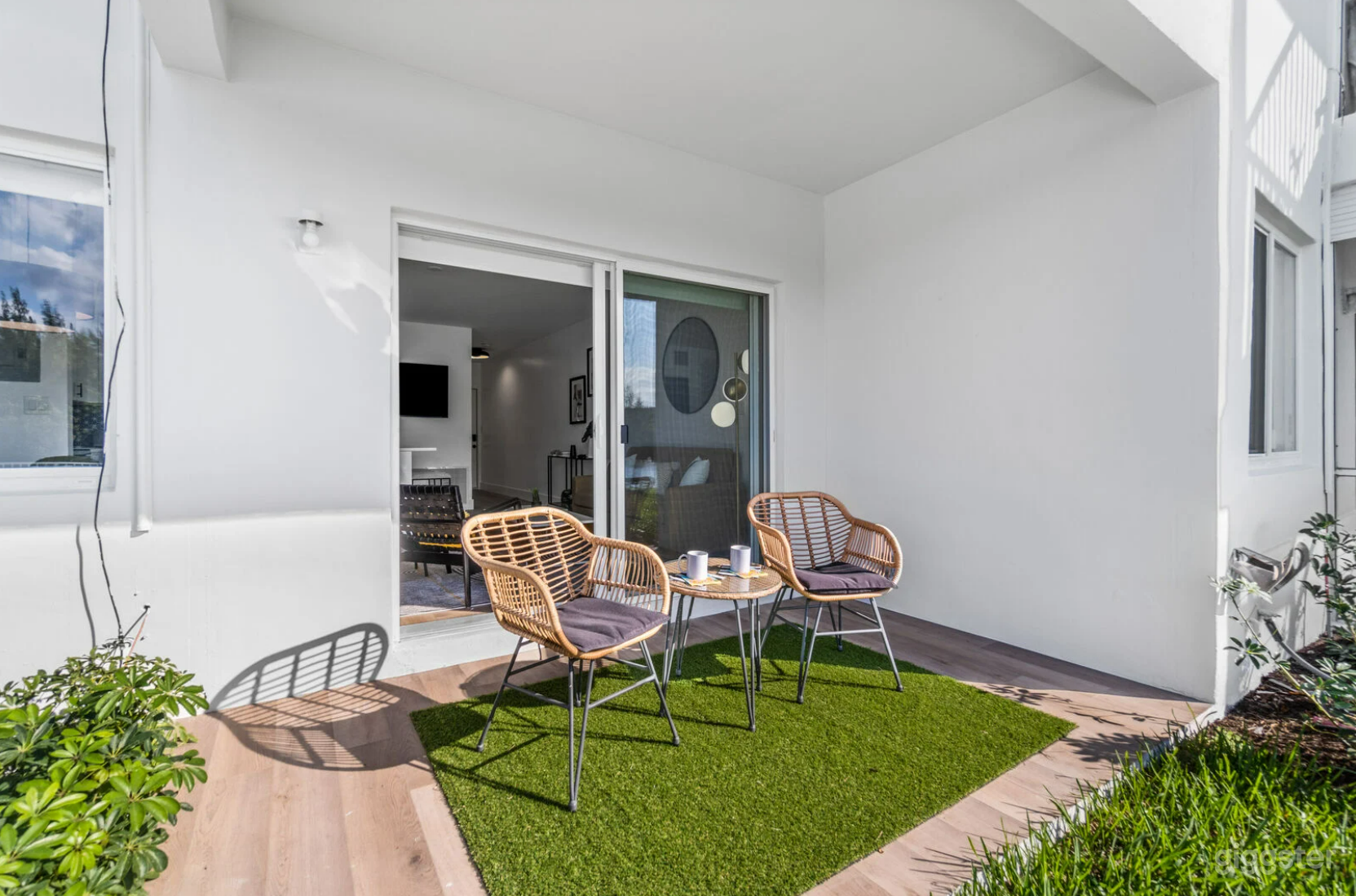 #261 Apt 2 1st Floor Apartment near the Beach  Photo 3