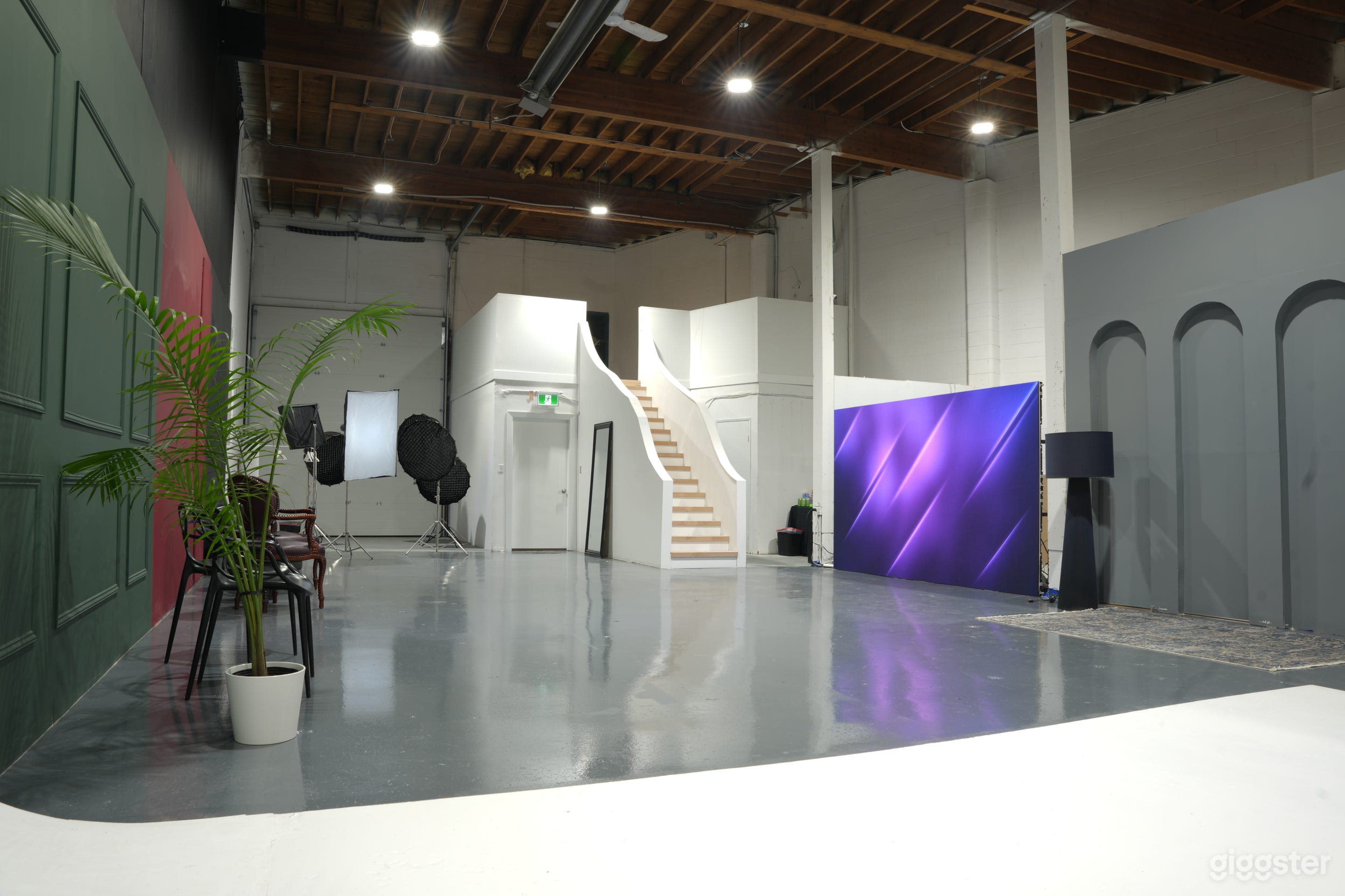 Photography &amp; Videography Studio Photo 2