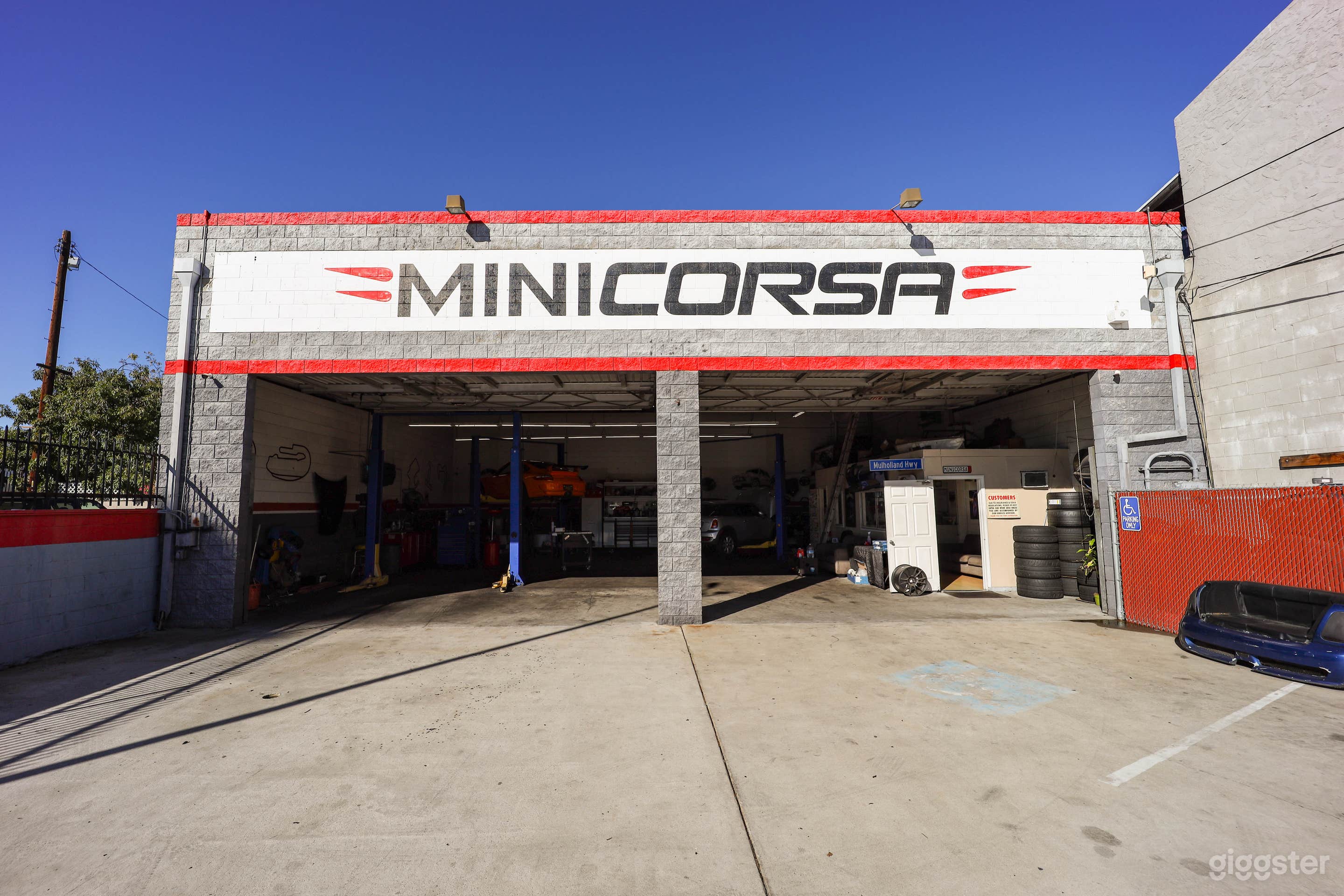 NOHO Automotive Shop Photo 3