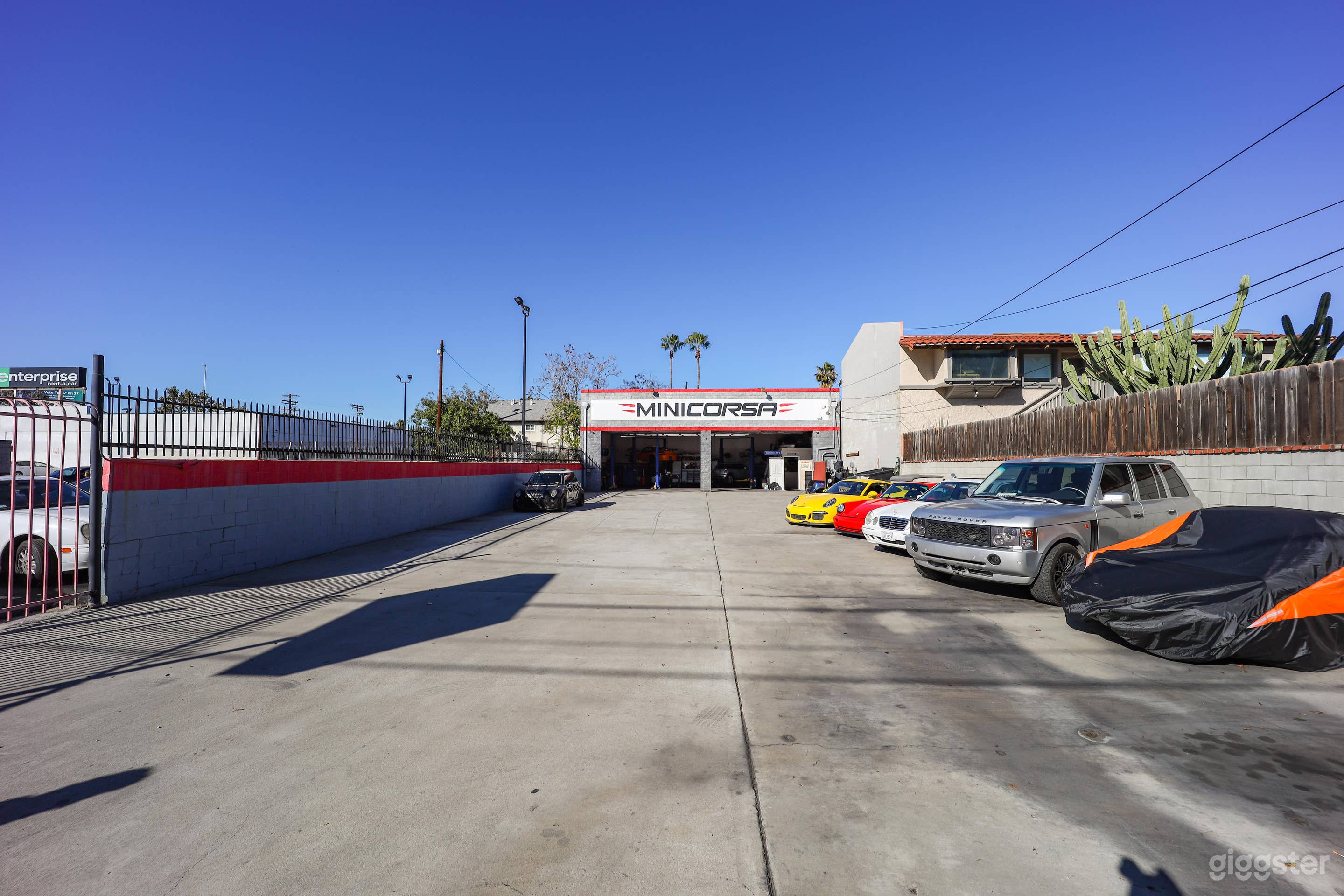 NOHO Automotive Shop Photo 4