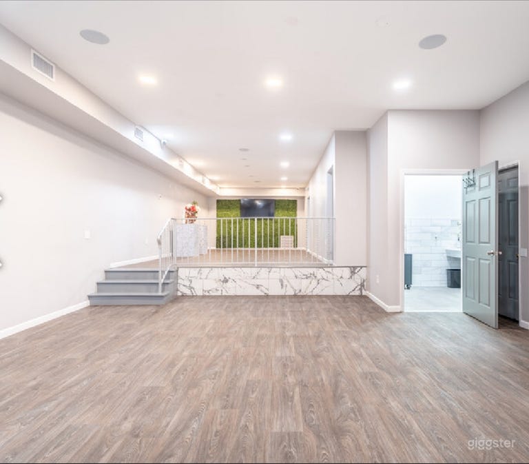  Hidden Gem with a great backyard 