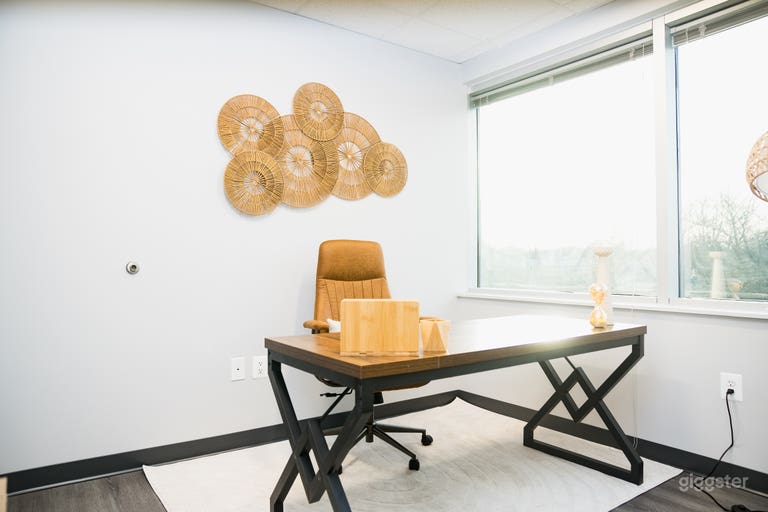  Columbia (9175) Flex Admin Office 