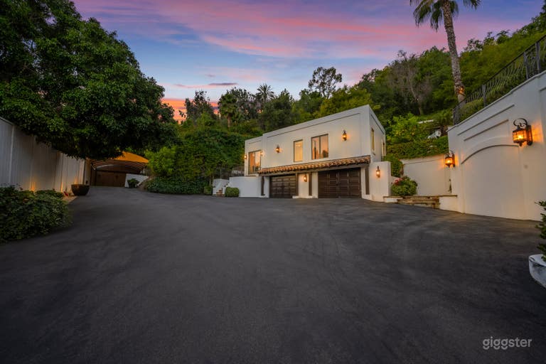  European-Style Estate w/ Sweeping City Views 