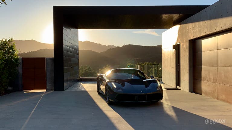  Modern Canyon Beauty | Calabasas 