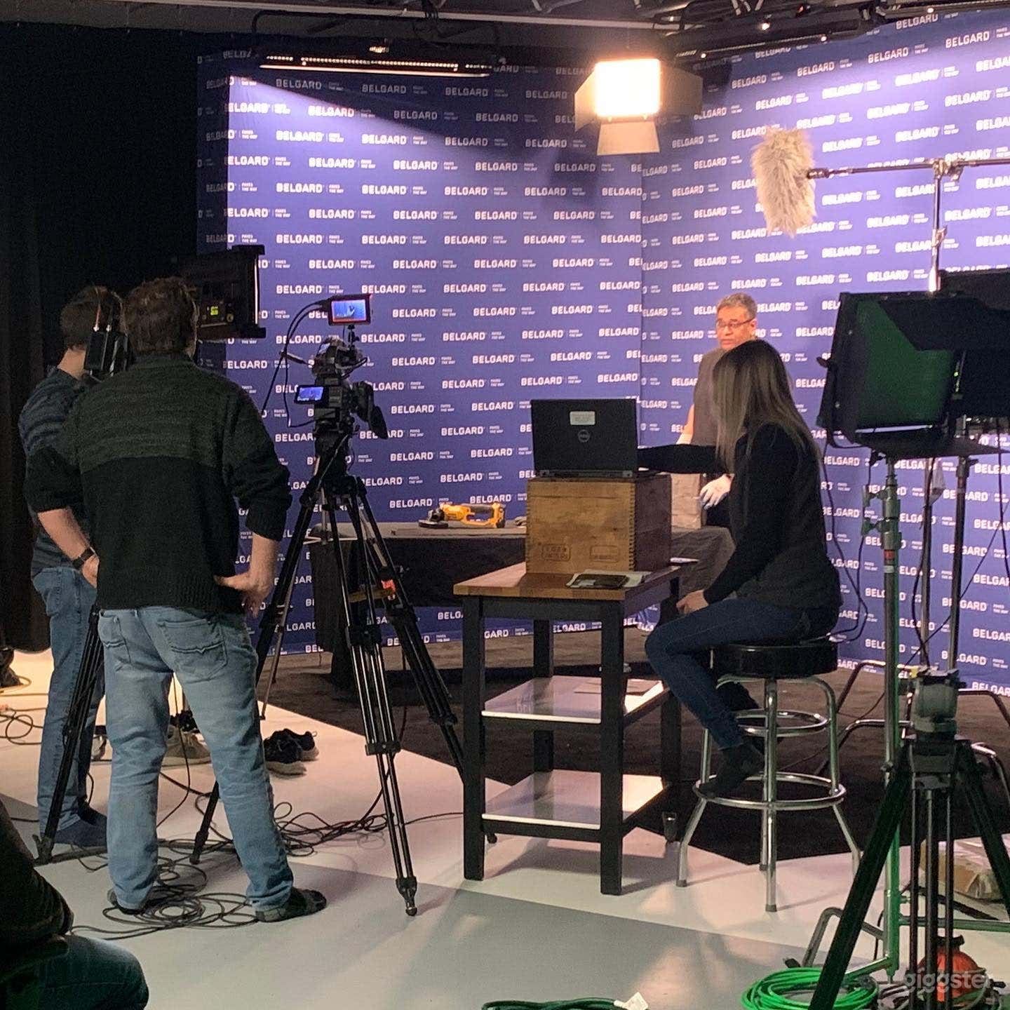 Creative Video and Photography Studio in Edmonton (Buyout) Photo 3