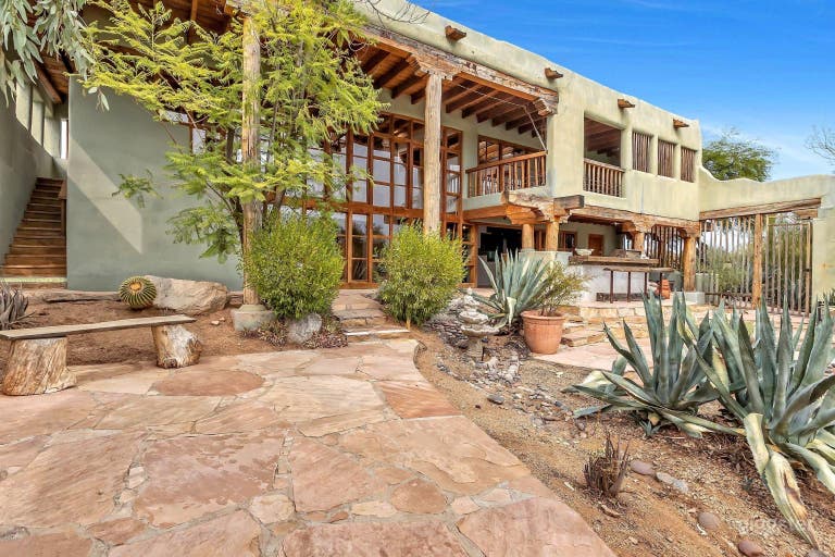  Southwest desert Escape 