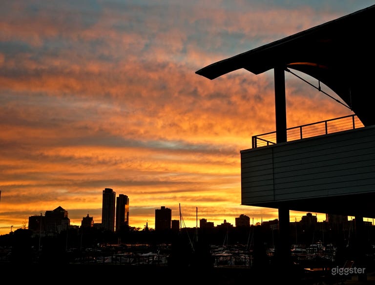  Breathtaking Lakefront Event Space 
