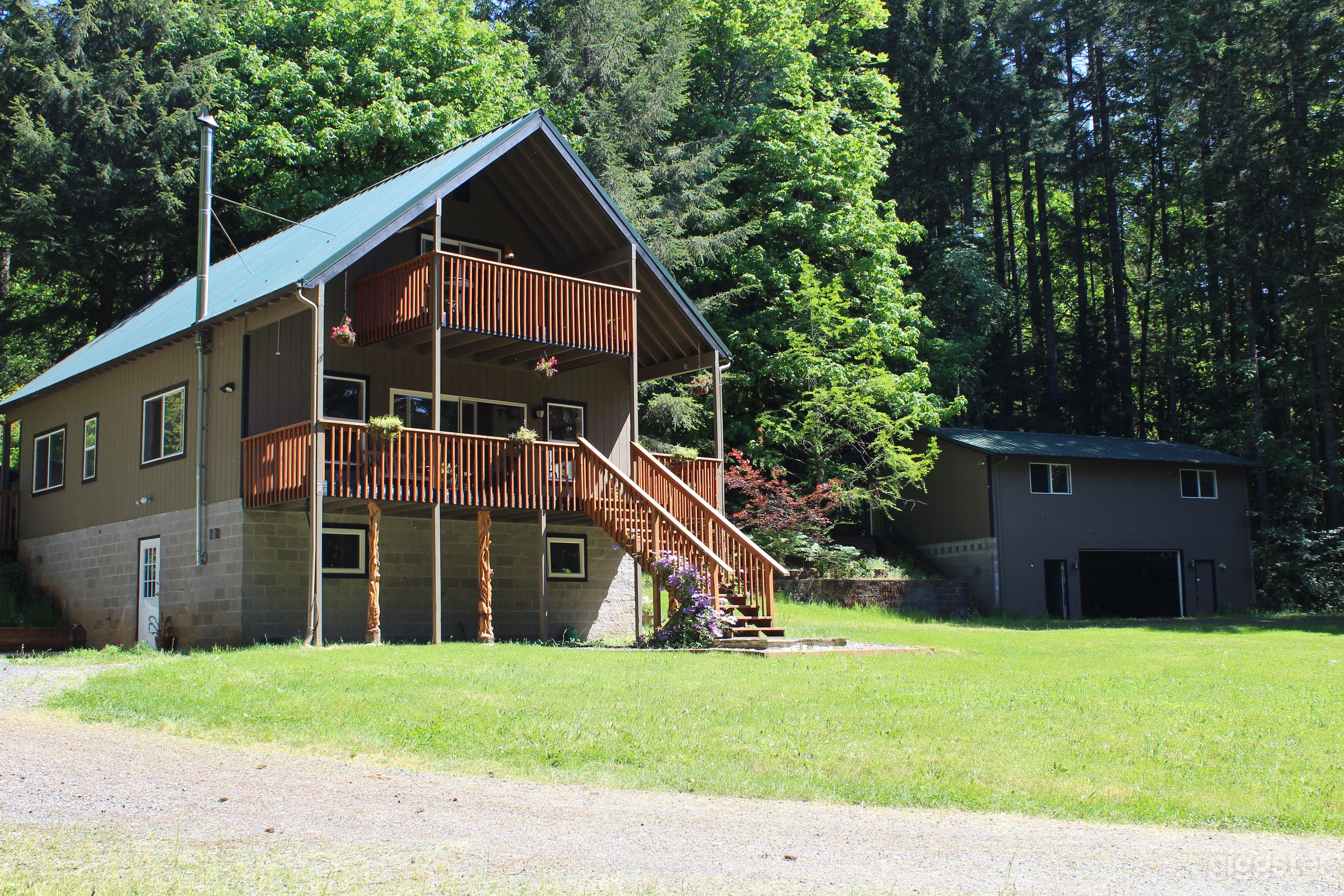 Pleasant A-frame House in Fall Creek Photo 1