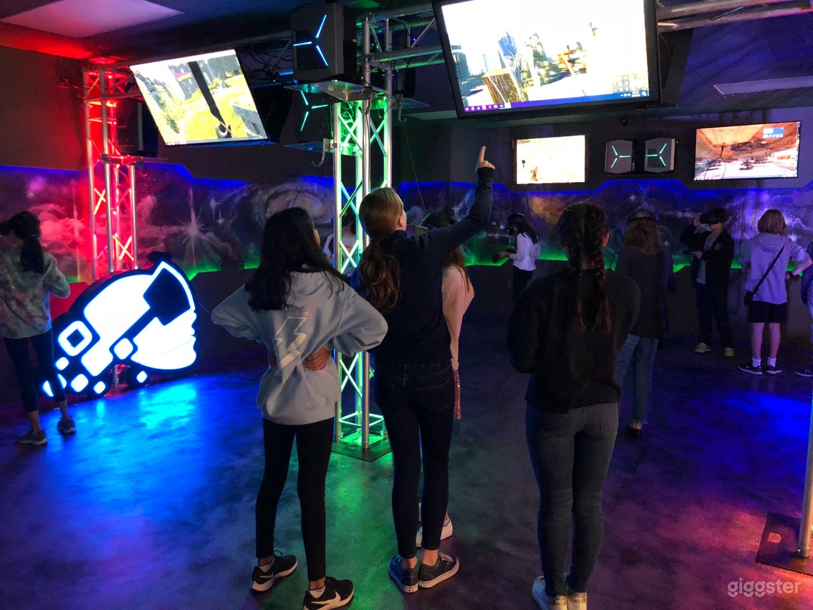 VR Arcade - Gaming Area
#vrarcade #vrroom #vrexperience #escaperooms #vrescaperoom #vrparty #vrarcade #vrrental #kidsbirthdayparty #kidsactivities ##kidsbirthdaypartyideas #lasertag #lasertagparty