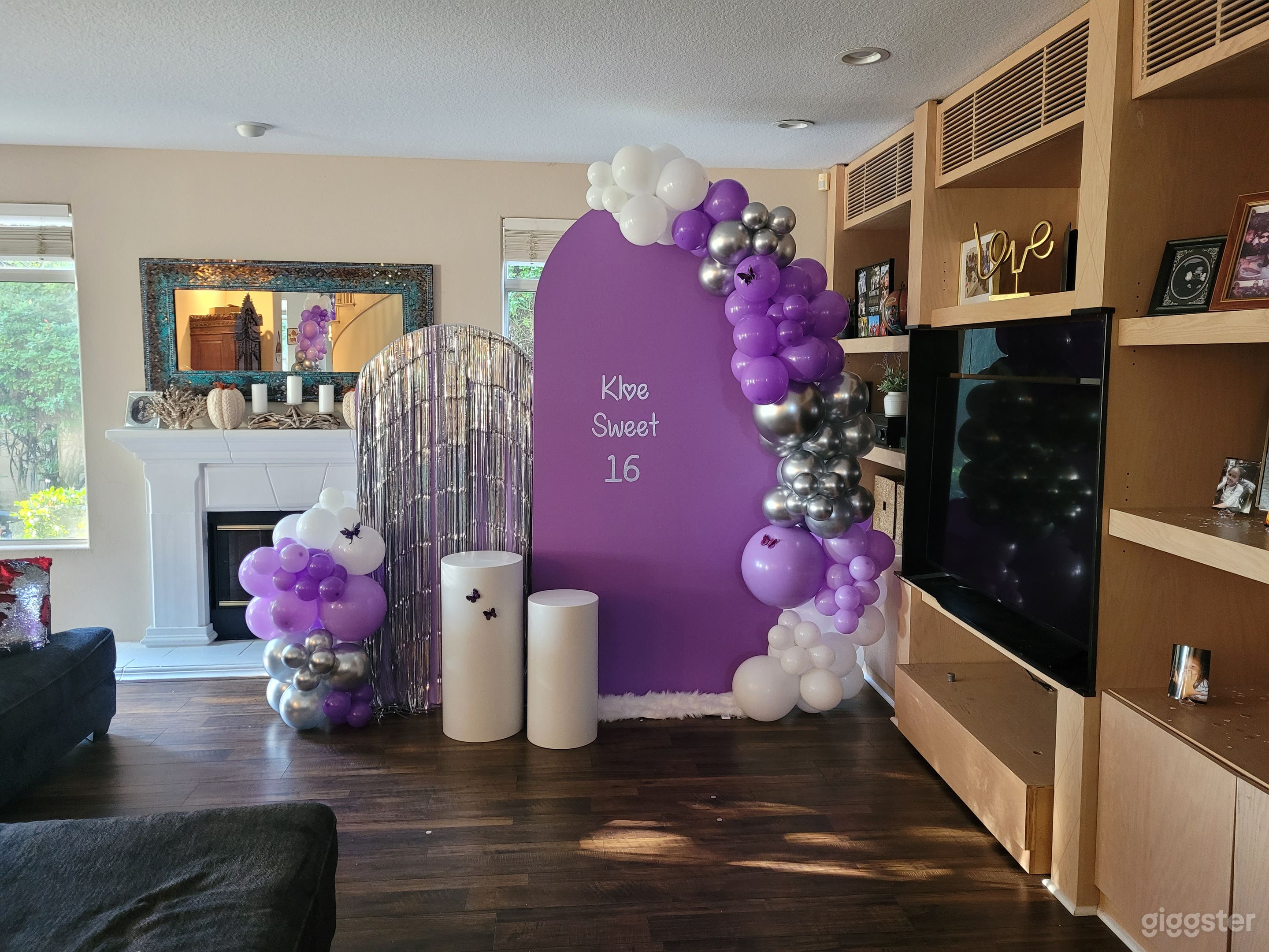 Modern, elegant home Photo 3