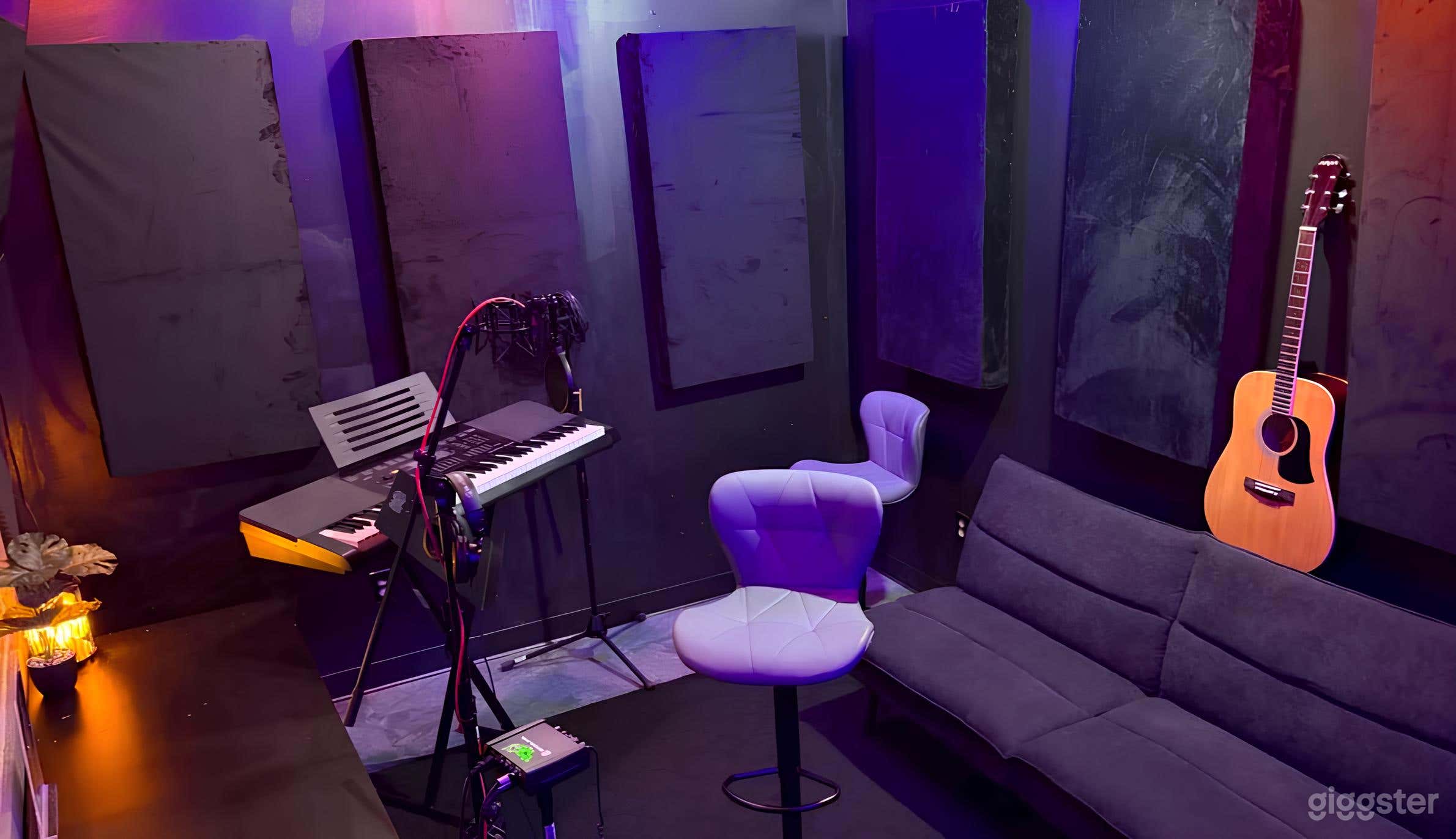 Recording Studio Room for Band Rehearsal Photo 2