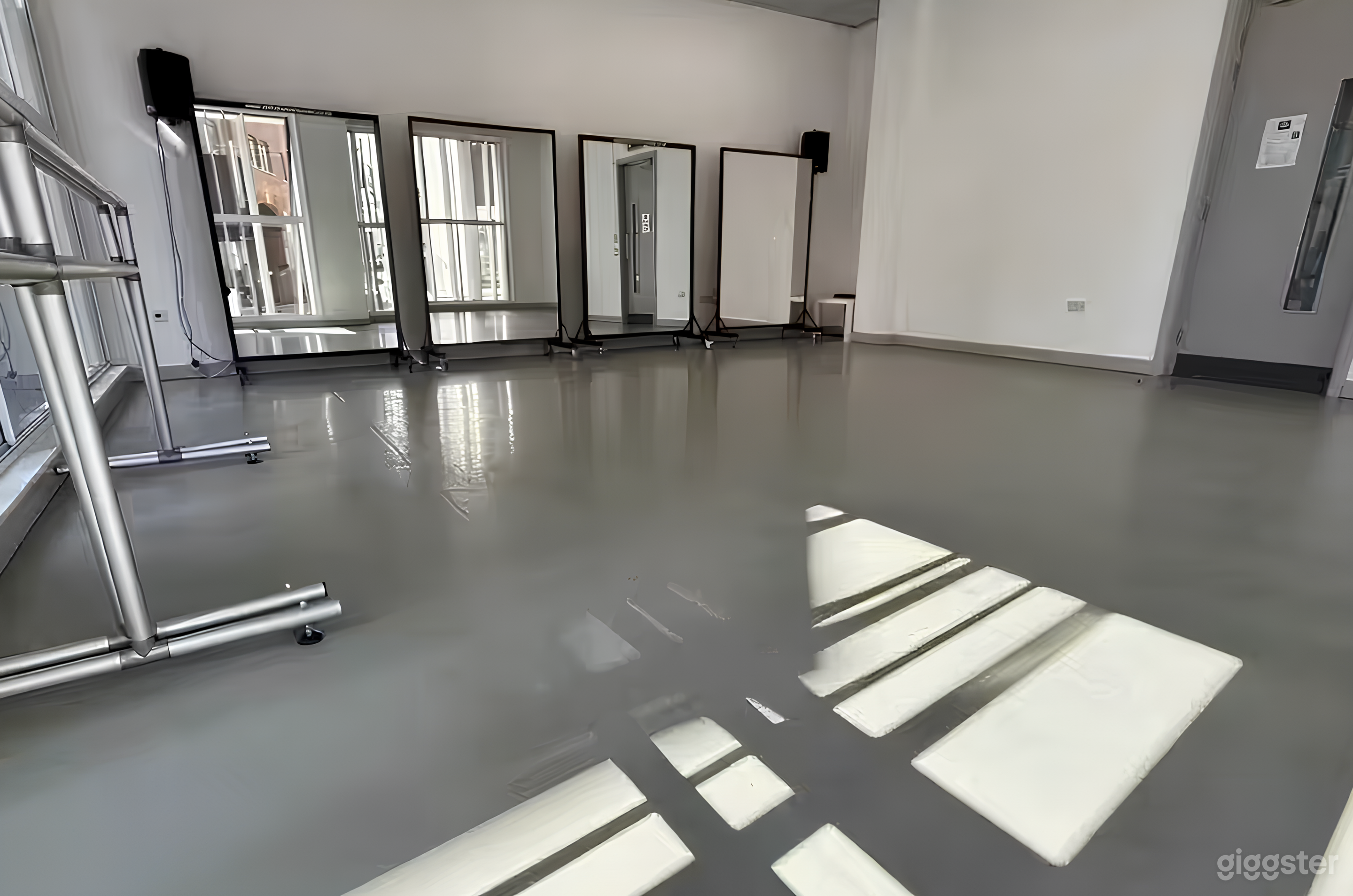 Studio 1 in Angels London Photo 3