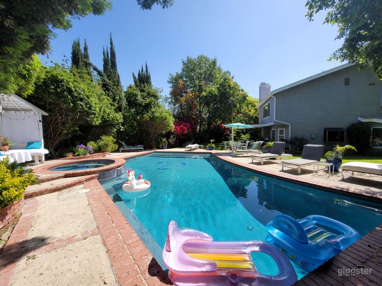  Private serene Oasis Pool home 
