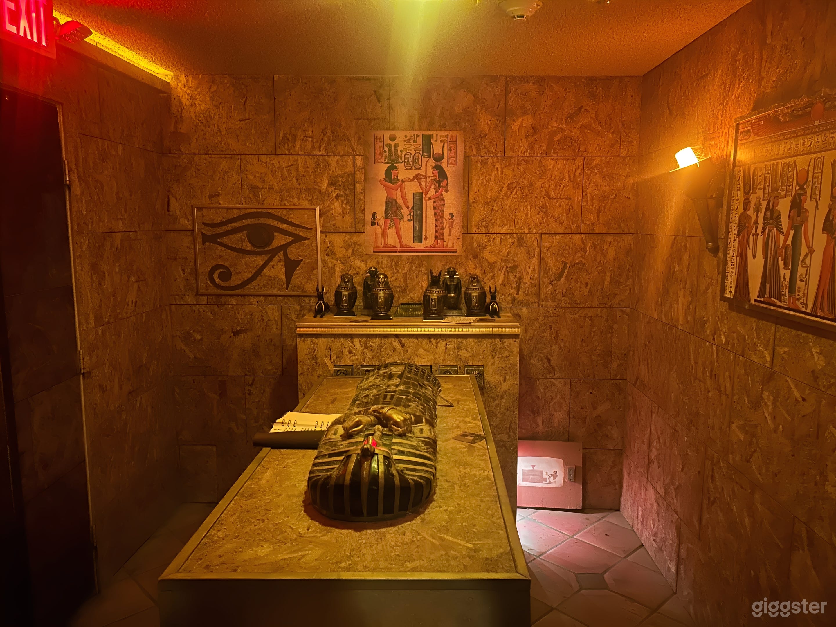 Curse of the Mummy Escape Room Photo 3