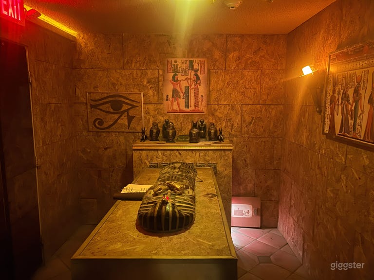  Curse of the Mummy Escape Room 