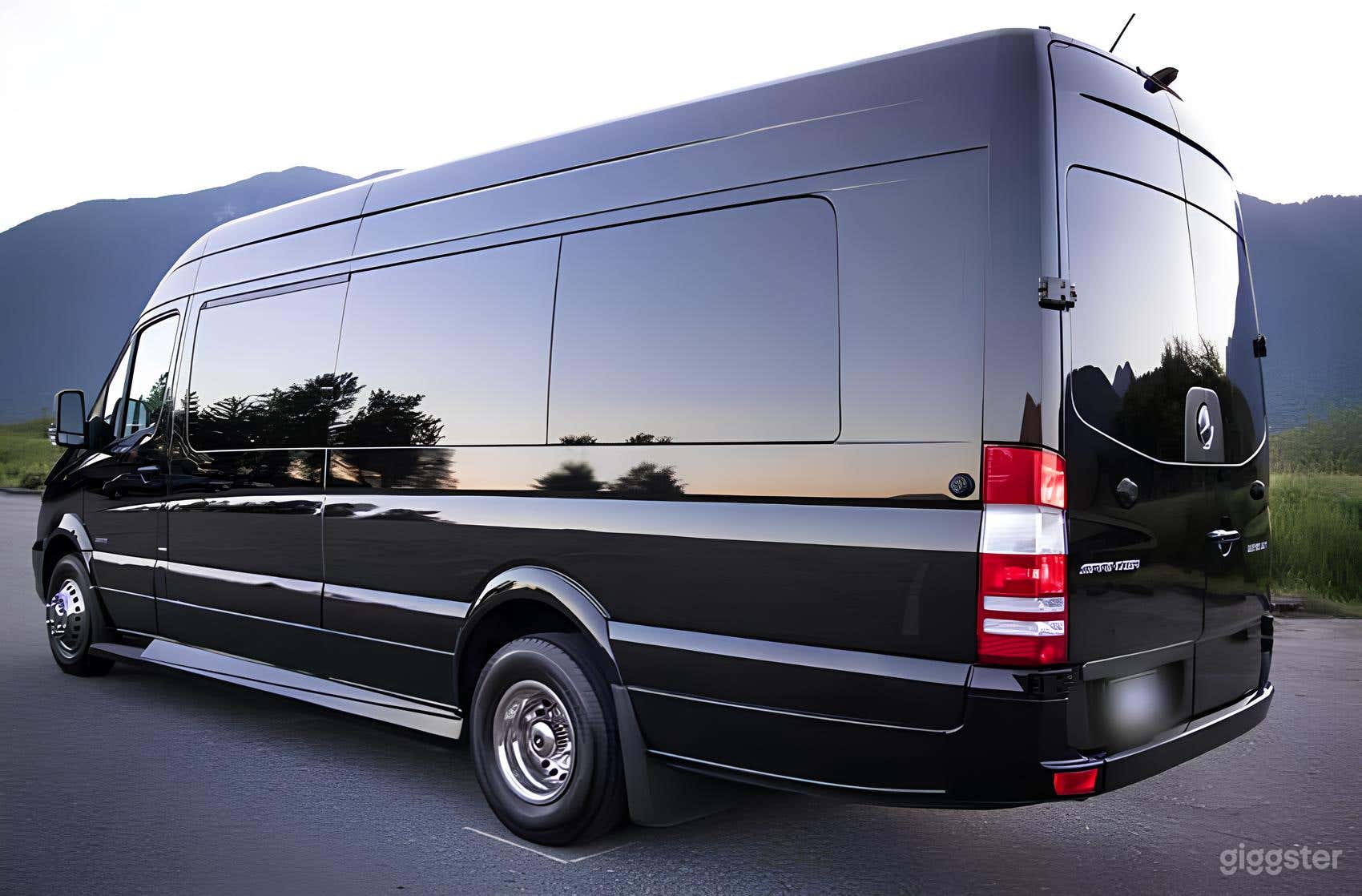 Black Pearl Party Bus Photo 3