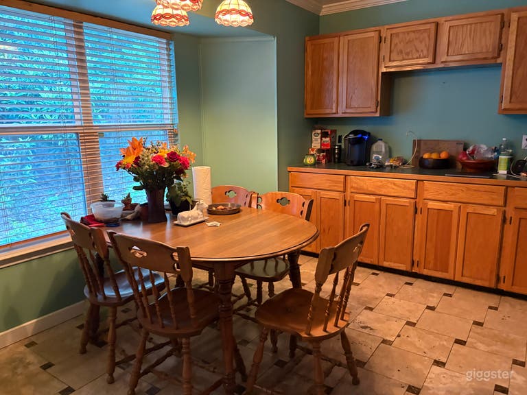  Unique Austin Home, lush oasis back yard 🏠✨ 