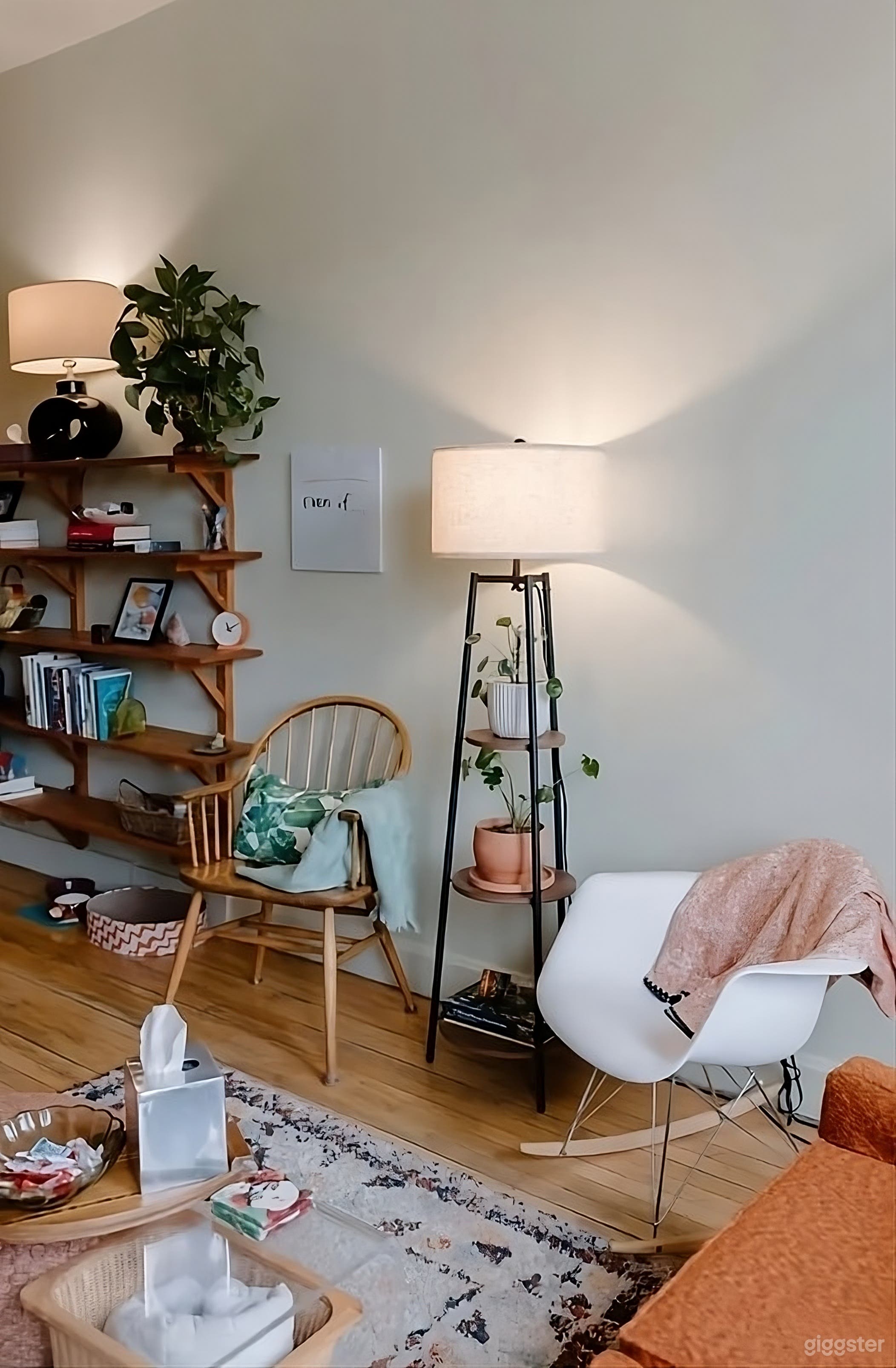 Beautifully Furnished Spacious, Sunny Therapist's Office Photo 3