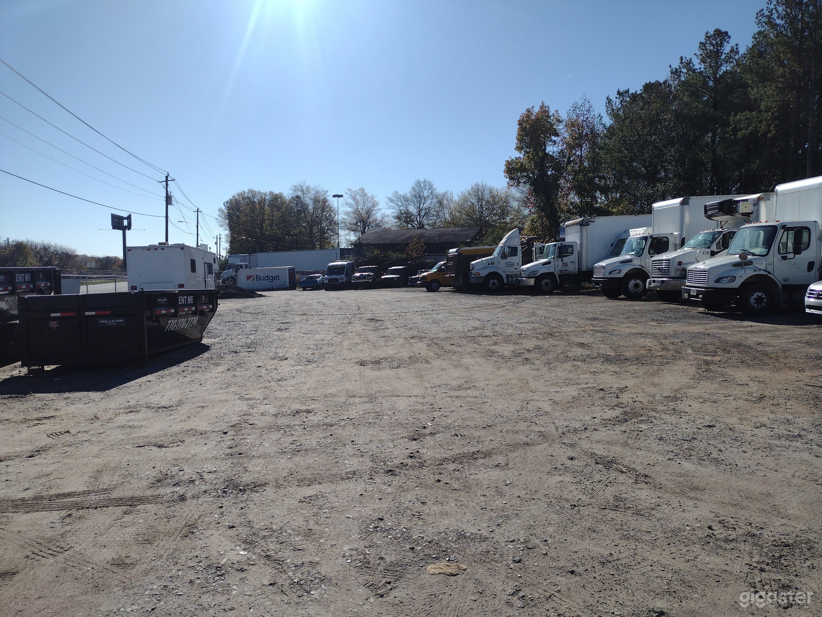 Truck Parking Lot with a small shop Photo 1