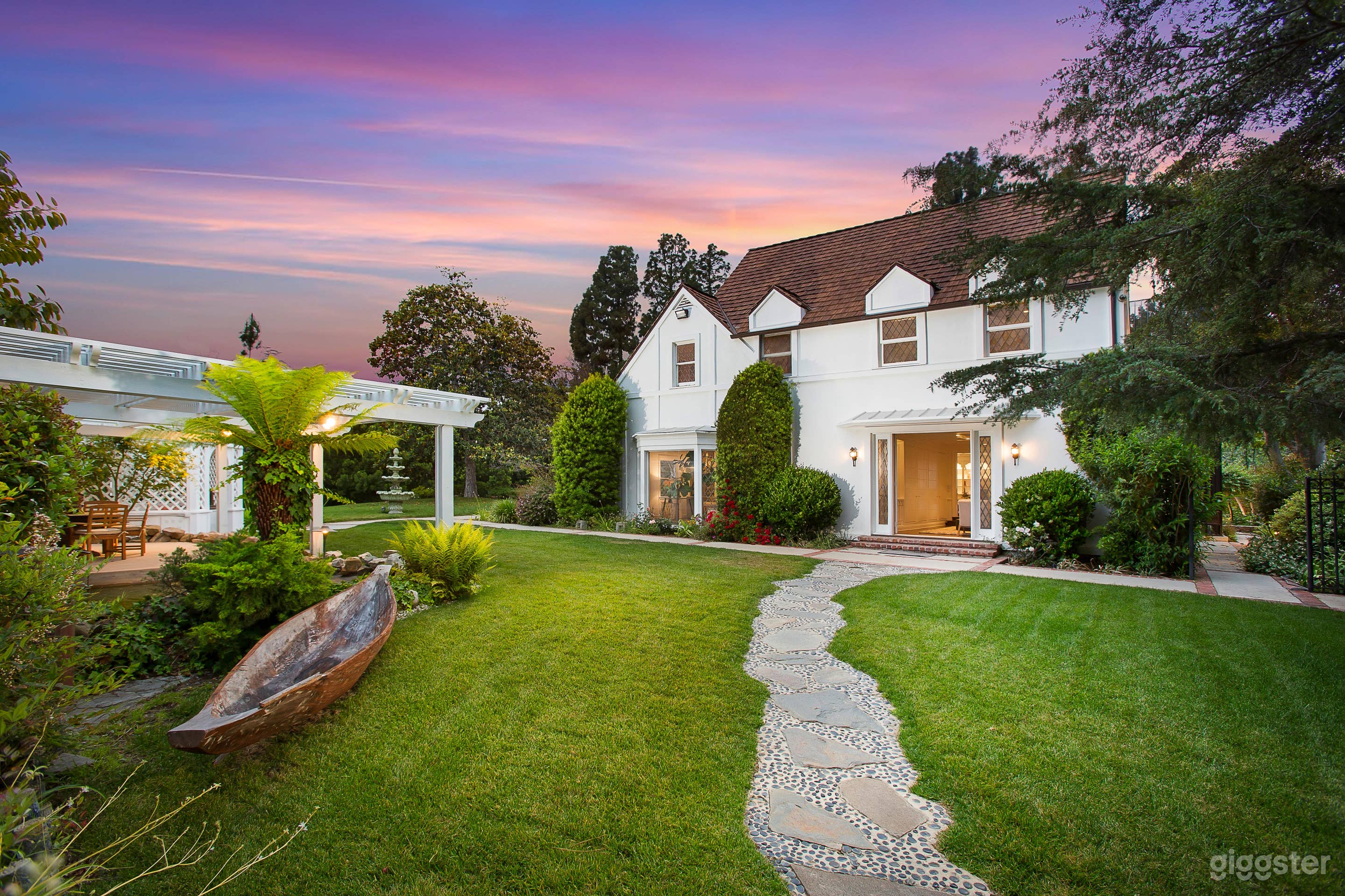 The King's Mansion Photo 2