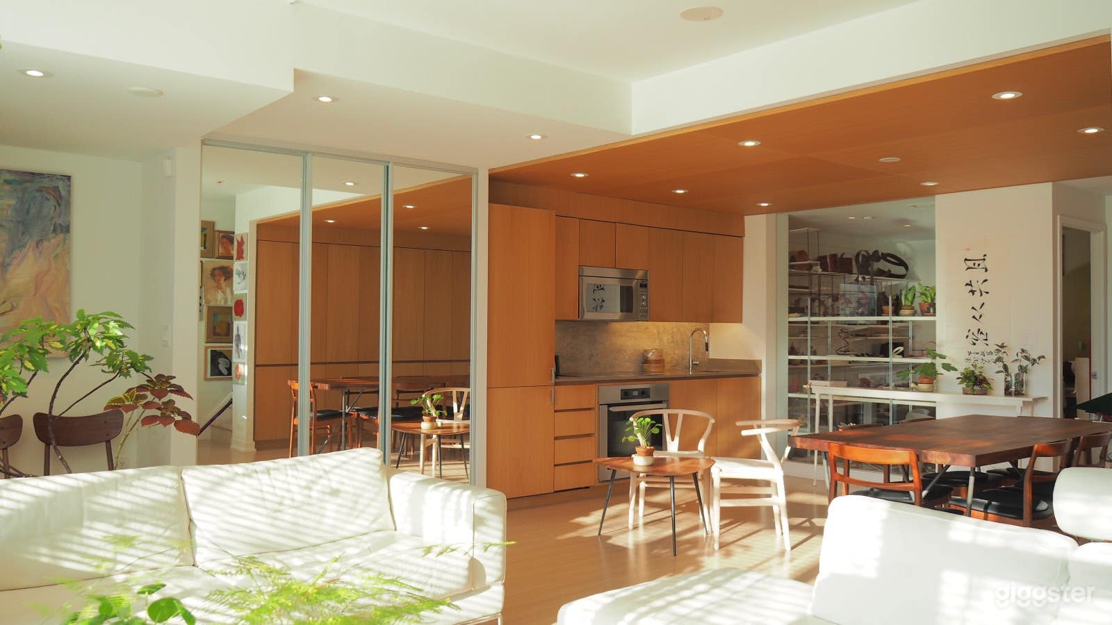 Art Studio Apartment/DowenTown Photo 2