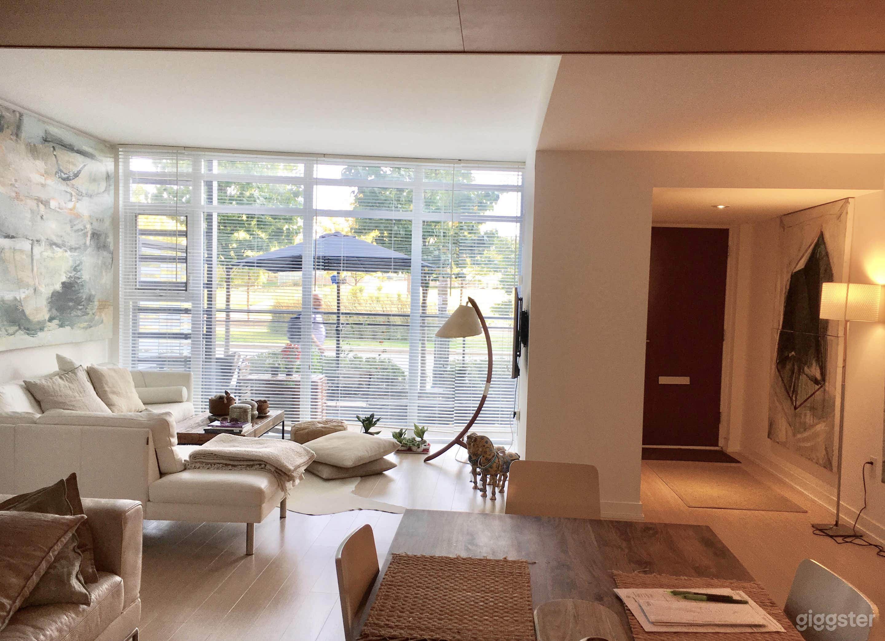 Art Studio Apartment/DowenTown Photo 3