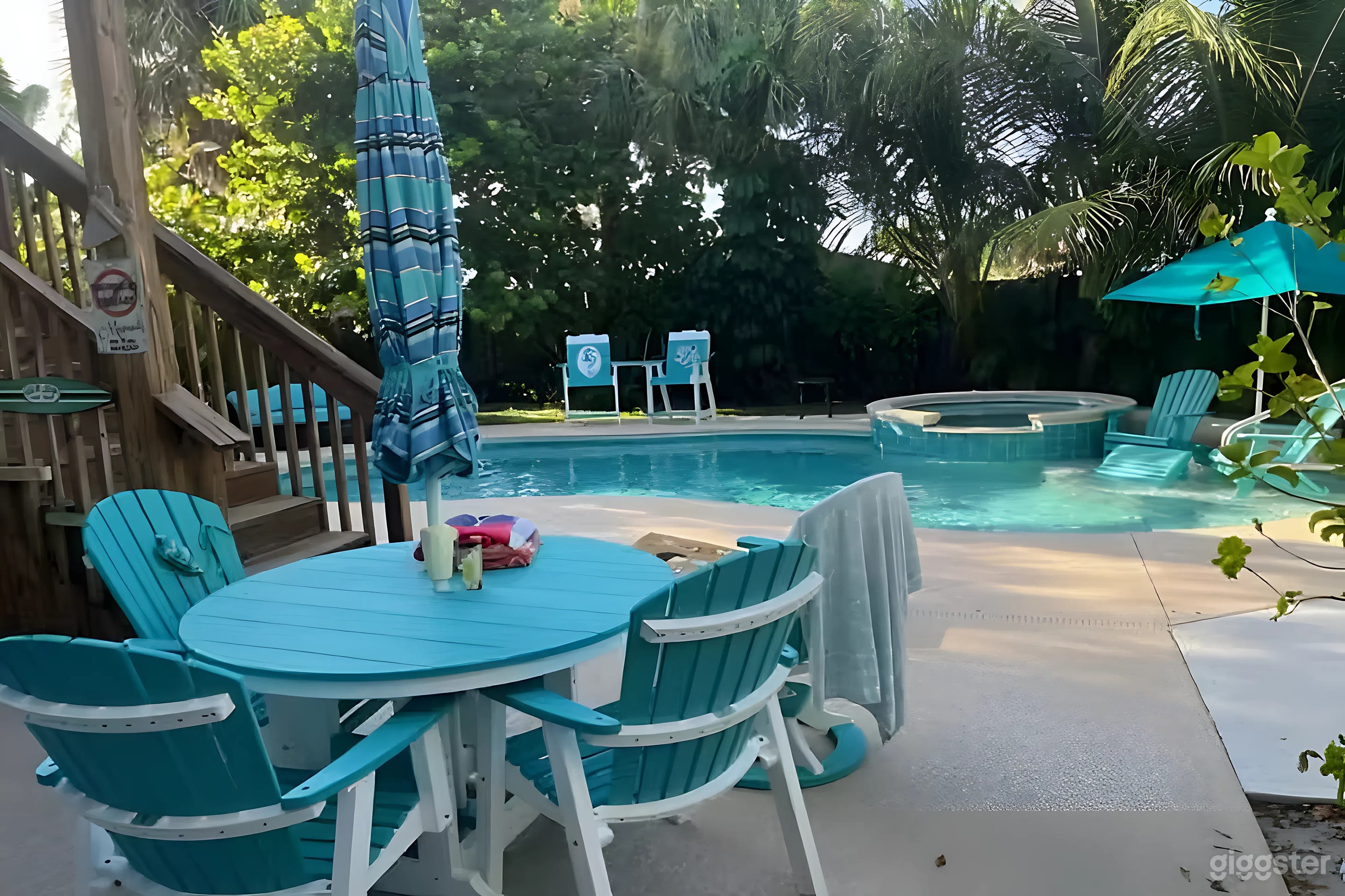 Relaxing Outdoor Pool/Spa &amp; Lush Tropical Gardens Photo 2