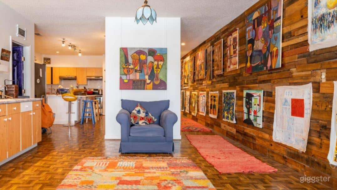 Spacious Art Haus and Art Gallery (BUYOUT) Photo 4