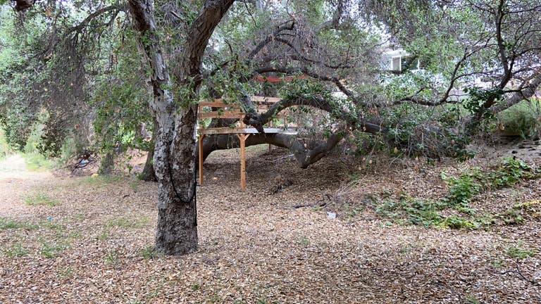  Rustic barn, rural space, river bed & MUCH MORE! 