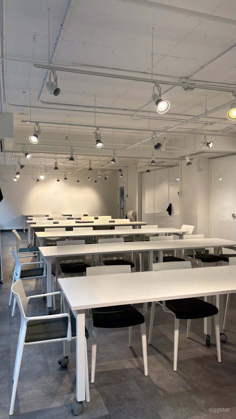  Workshop Room XL 