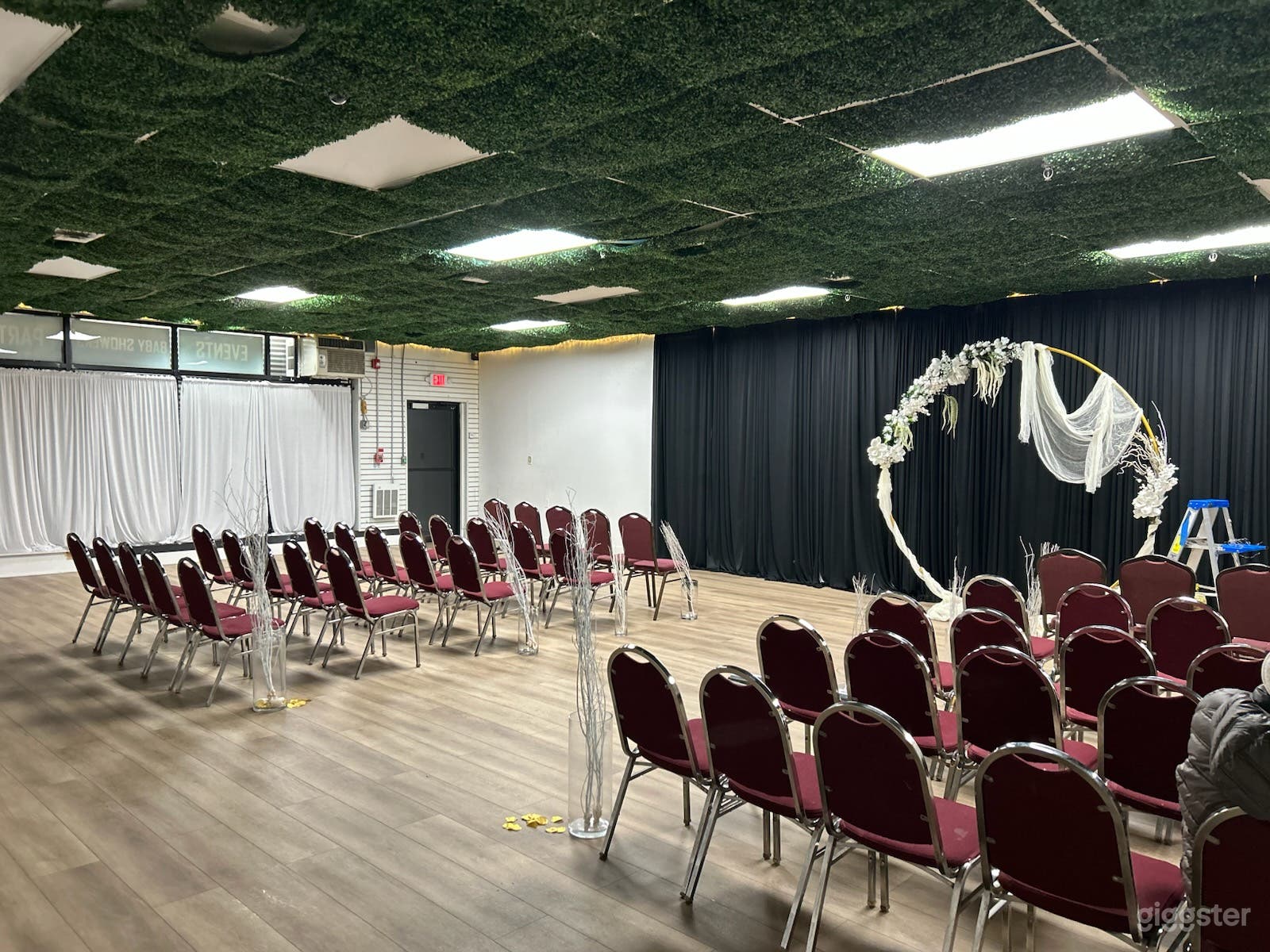 A FANTASTIC PLACE FOR YOUR NEXT EVENT! Photo 1