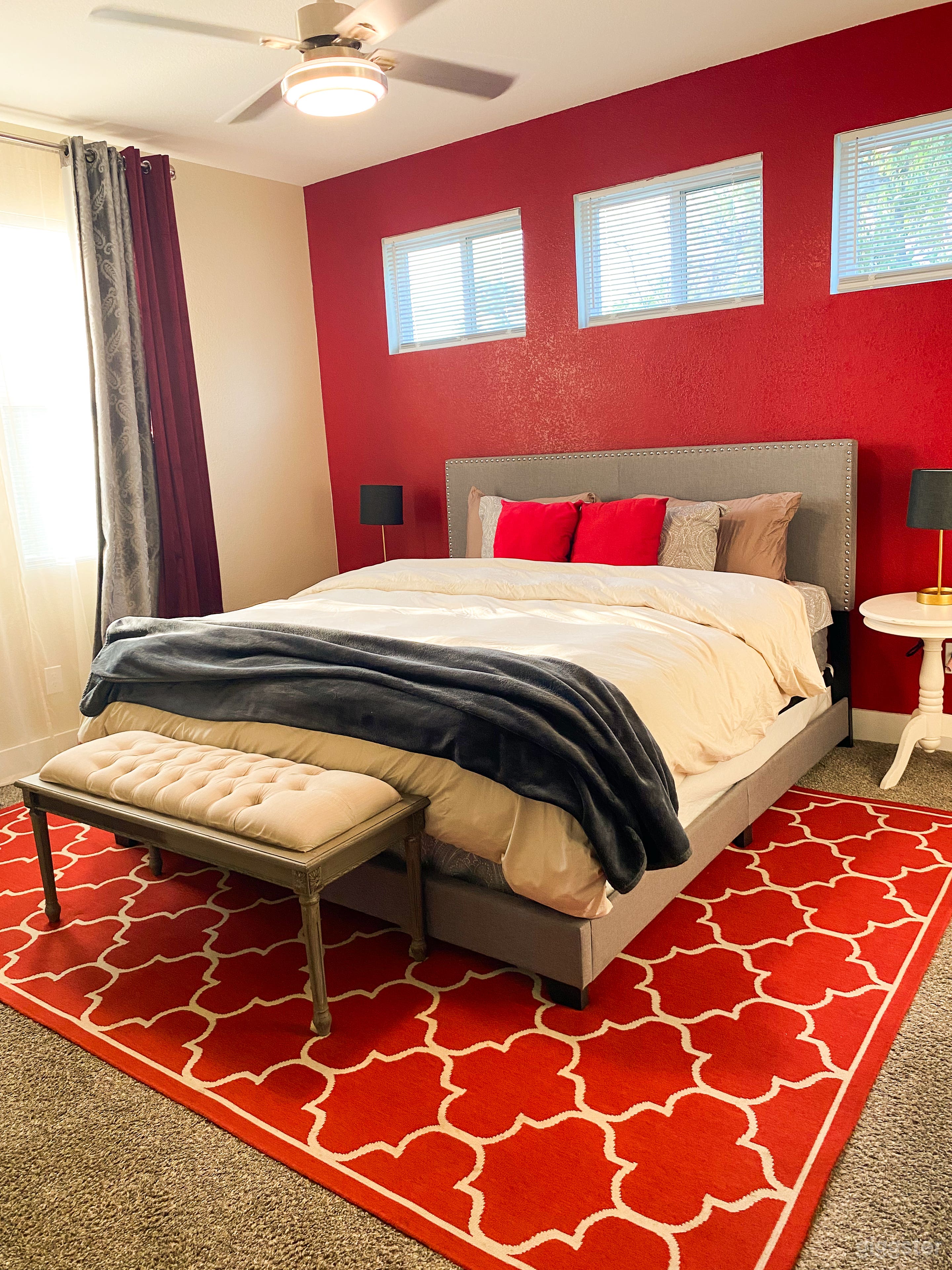 Contemporary Two-Story Photo/Film/ Events — Instant Book Photo 4