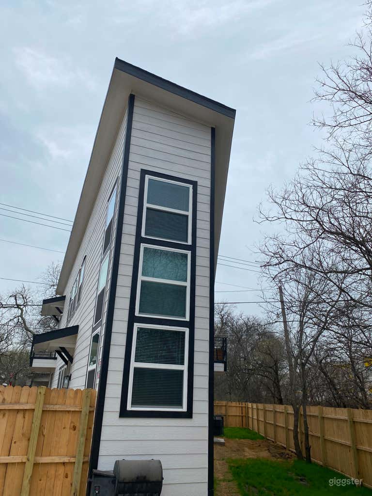  Unique Two Story near Downtown & TCU 