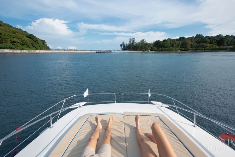  4hr Luxury and Spacious Catamaran Charter 