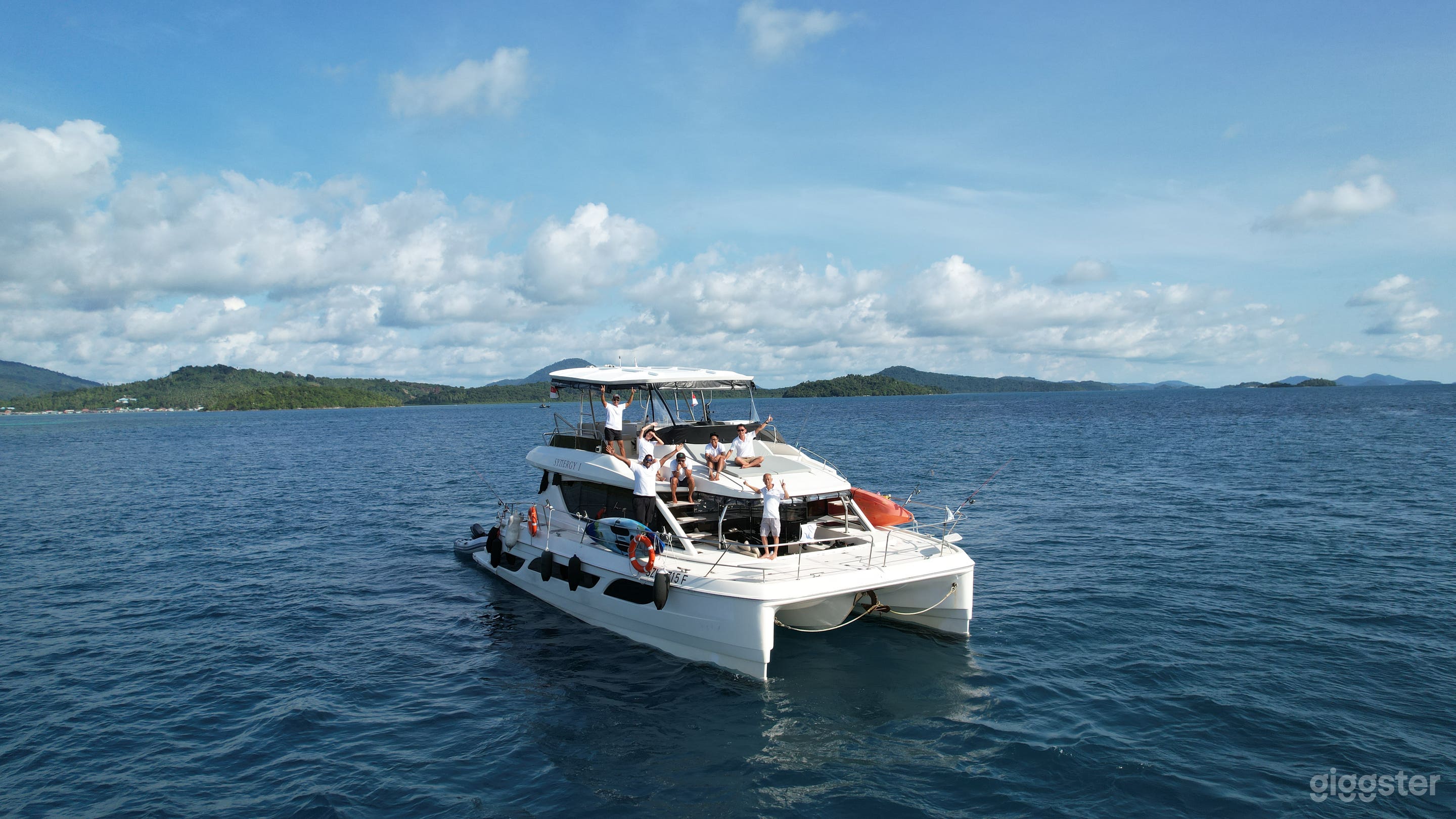 4hr Luxury and Spacious Catamaran Charter Photo 2